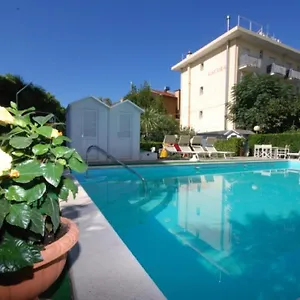 Gaudia 3*, Riccione Italia